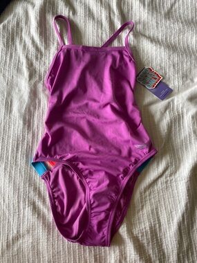 Speedo women’s teen vibe One-Piece Swimsuit vibe collection pink 30